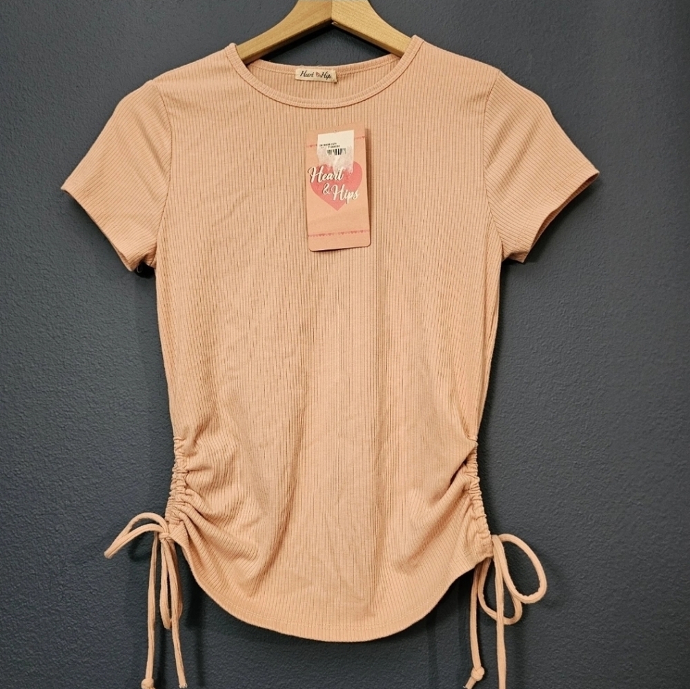 NWT • Heart &‎ Hips • Side Tie Top